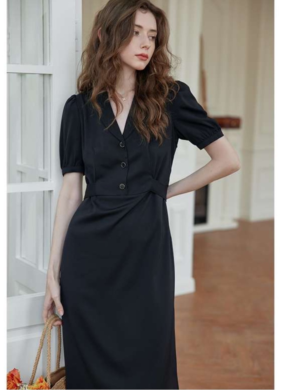 Simple Retro Classic Black Short-Sleeve Midi Dress